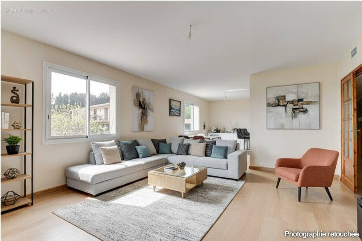 Appartement à VENCE