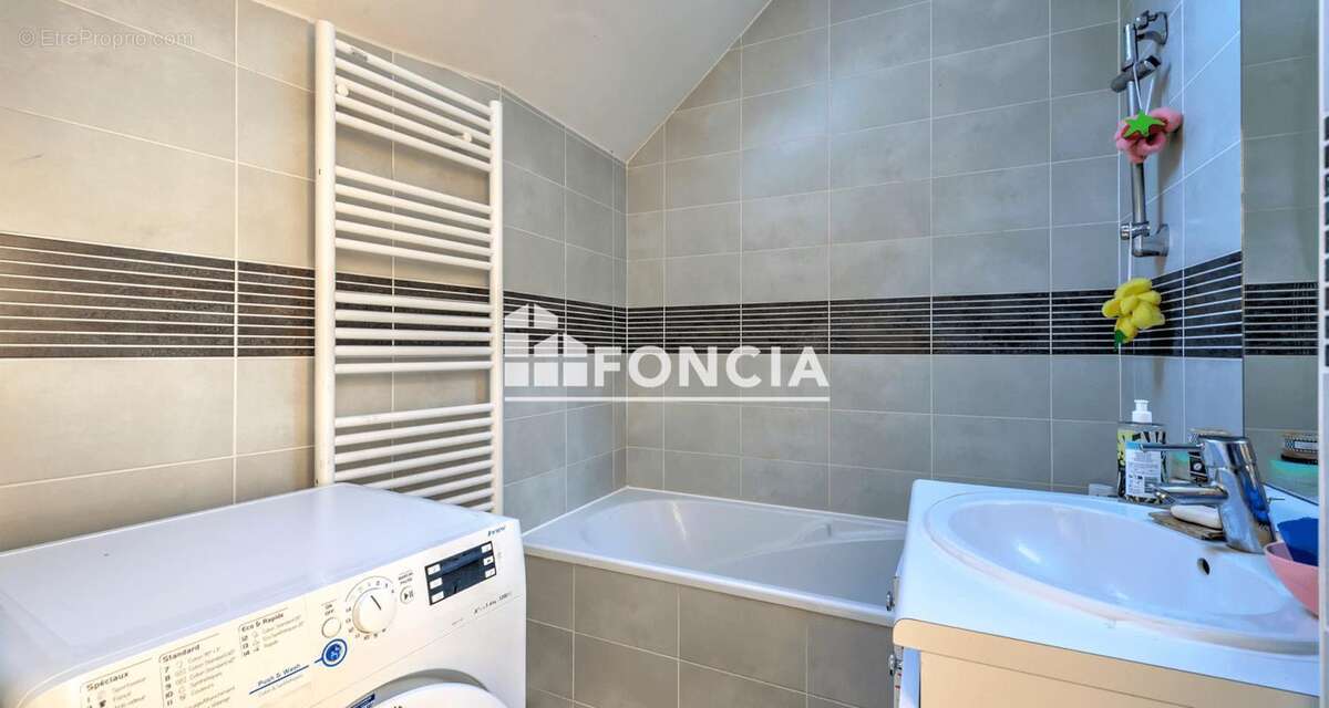 Appartement à MANTES-LA-JOLIE