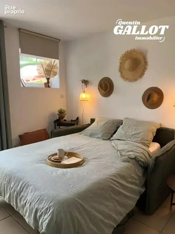 Charmante longère en pierre et sa dépendance – emplacement privilégié au cœur de ploeren 546 000 € fai  187 m²  7 pièces  4 cham - photo 14