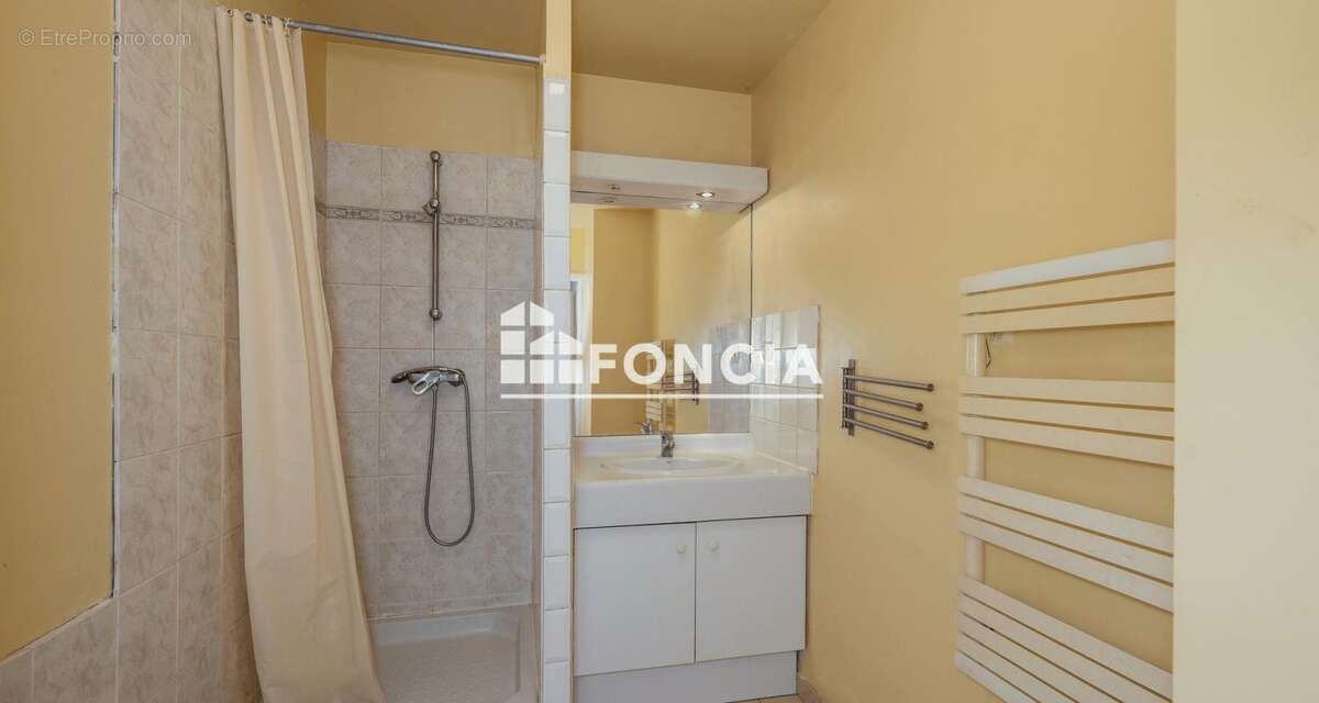 Appartement à BOURG-LA-REINE