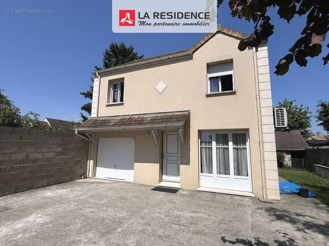 Maison à SOINDRES