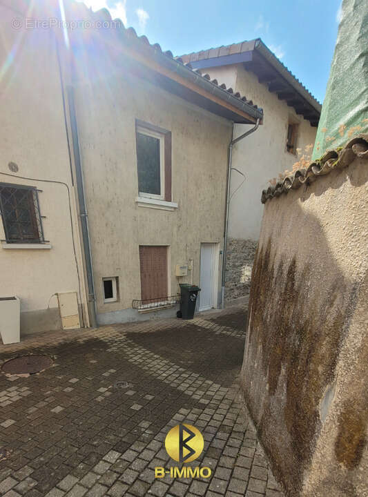 Maison à SAINT-PIERRE-DE-BOEUF