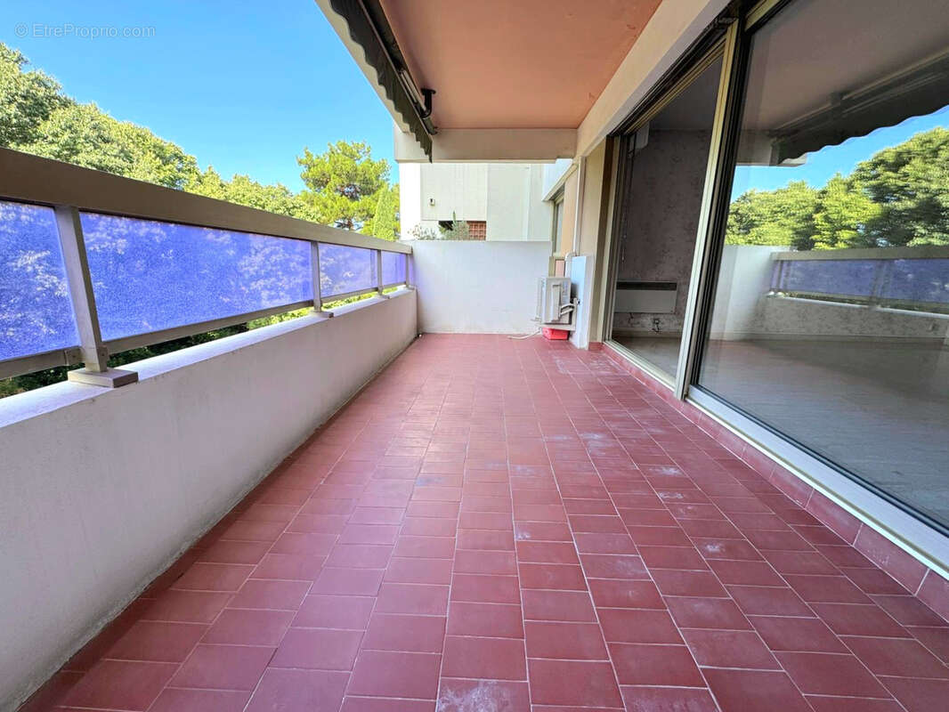 Appartement à MARSEILLE-9E