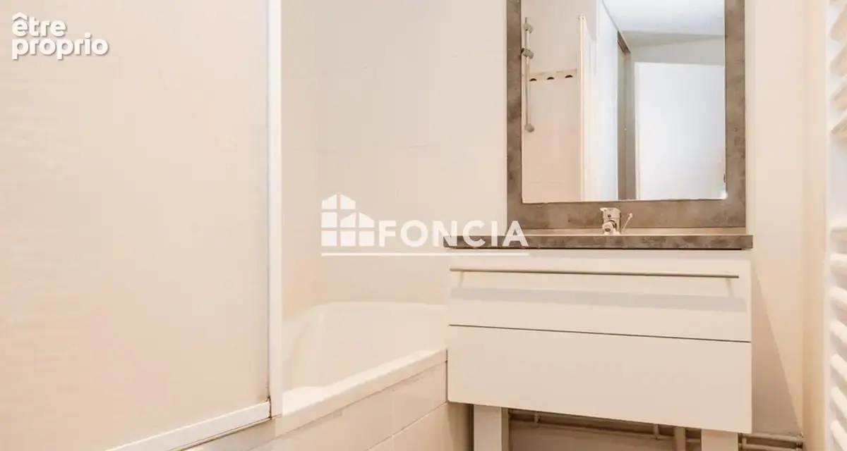 Quartier Beaulieu – Plaine de Baud, Rennes Est -  A vendre type 2 - libre d'occupation - balcon - garage - photo 3