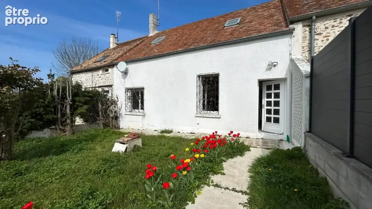 Maison spacieuse et authentique à Fontenailles - photo 4