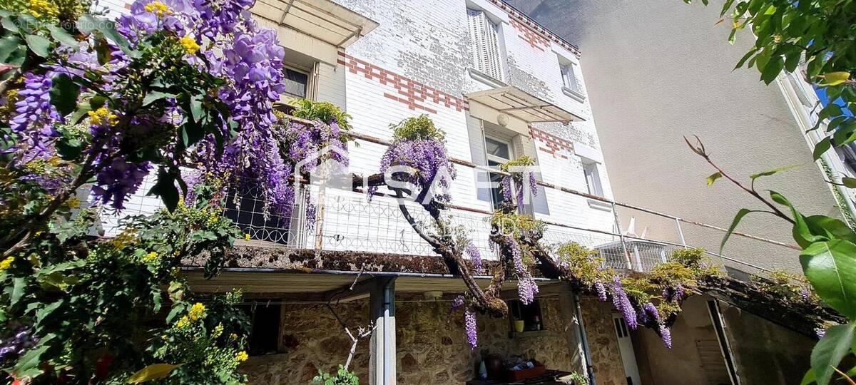 Photo 1 - Maison à SAINT-JUNIEN