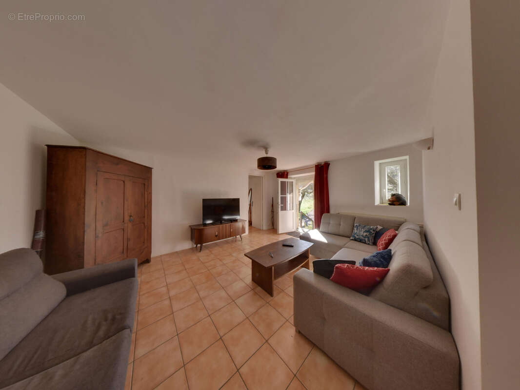 Maison à SAINT-VINCENT-DE-DURFORT