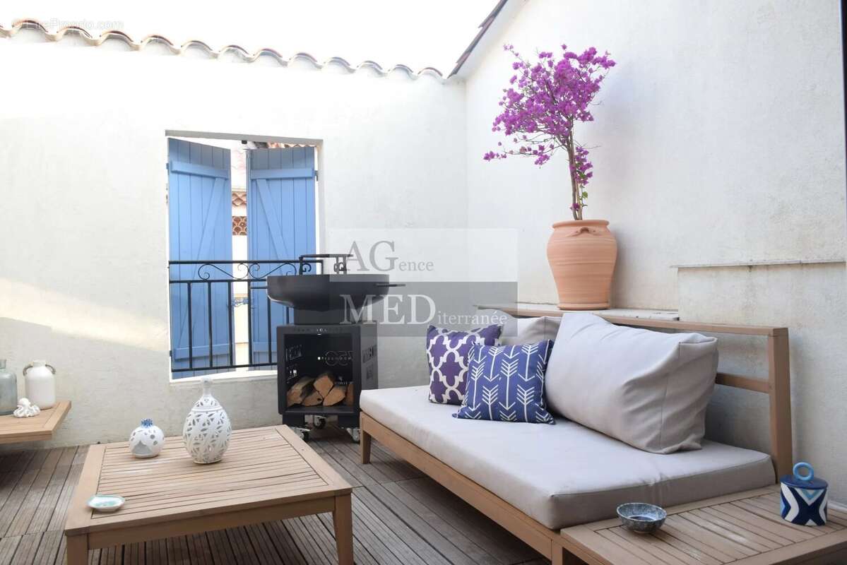 Appartement à MANDELIEU-LA-NAPOULE