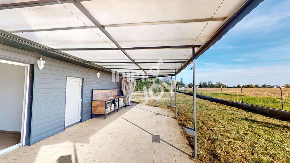 MAISON 4 pièces 101 m2 sur un terrain de 1670m2 terrasse garage carport - photo 17