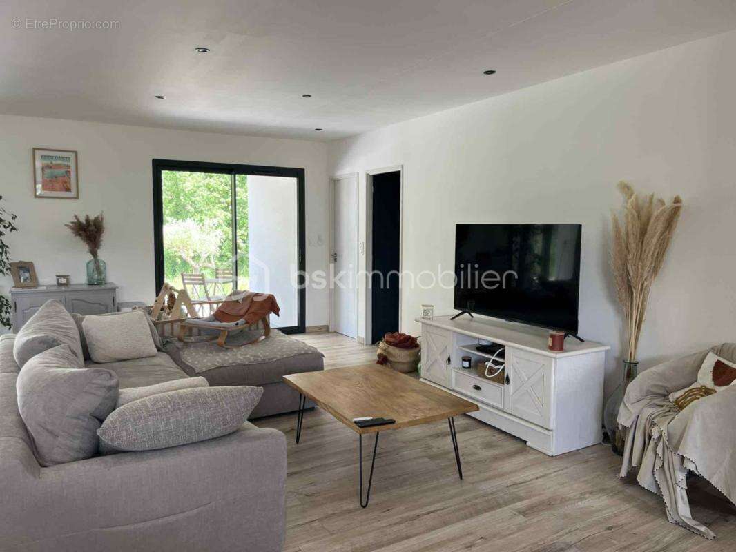 Maison à SAUSSIGNAC