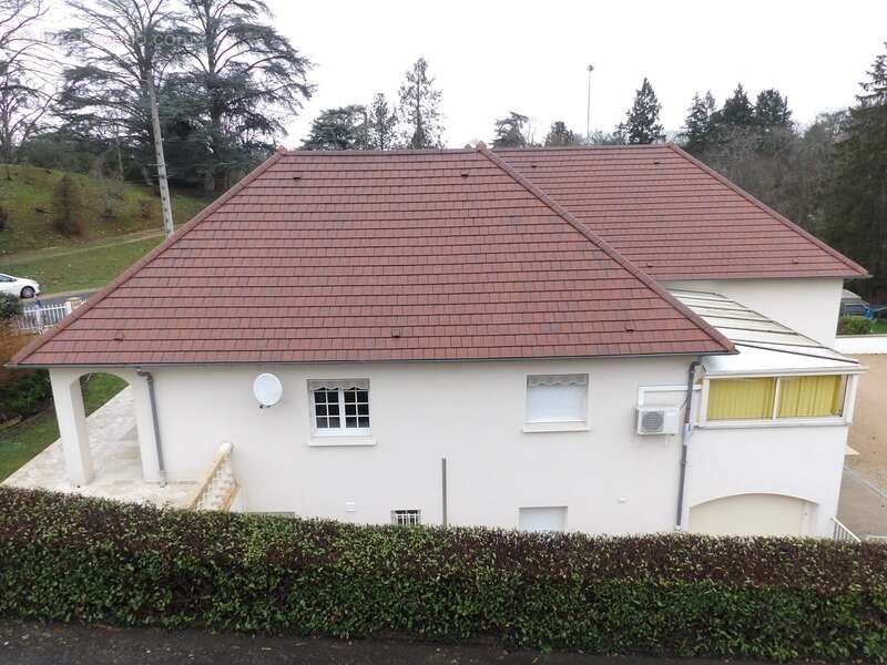 Maison à NERIS-LES-BAINS