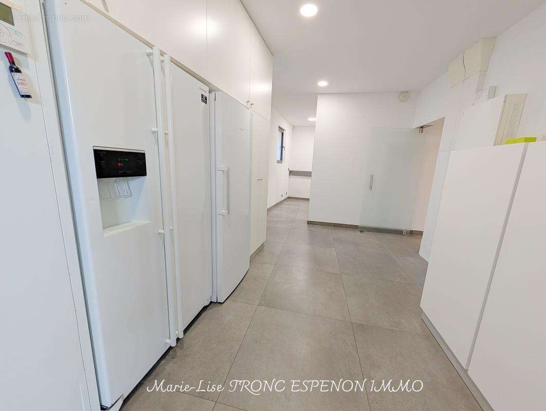Maison 471 m² à Velleron  - photo 38