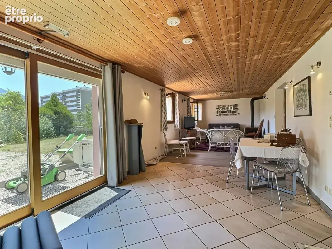 Maison Chambéry quartier Montjay,  développe près de 150 m2 sur 719m2 de terrain - photo 13