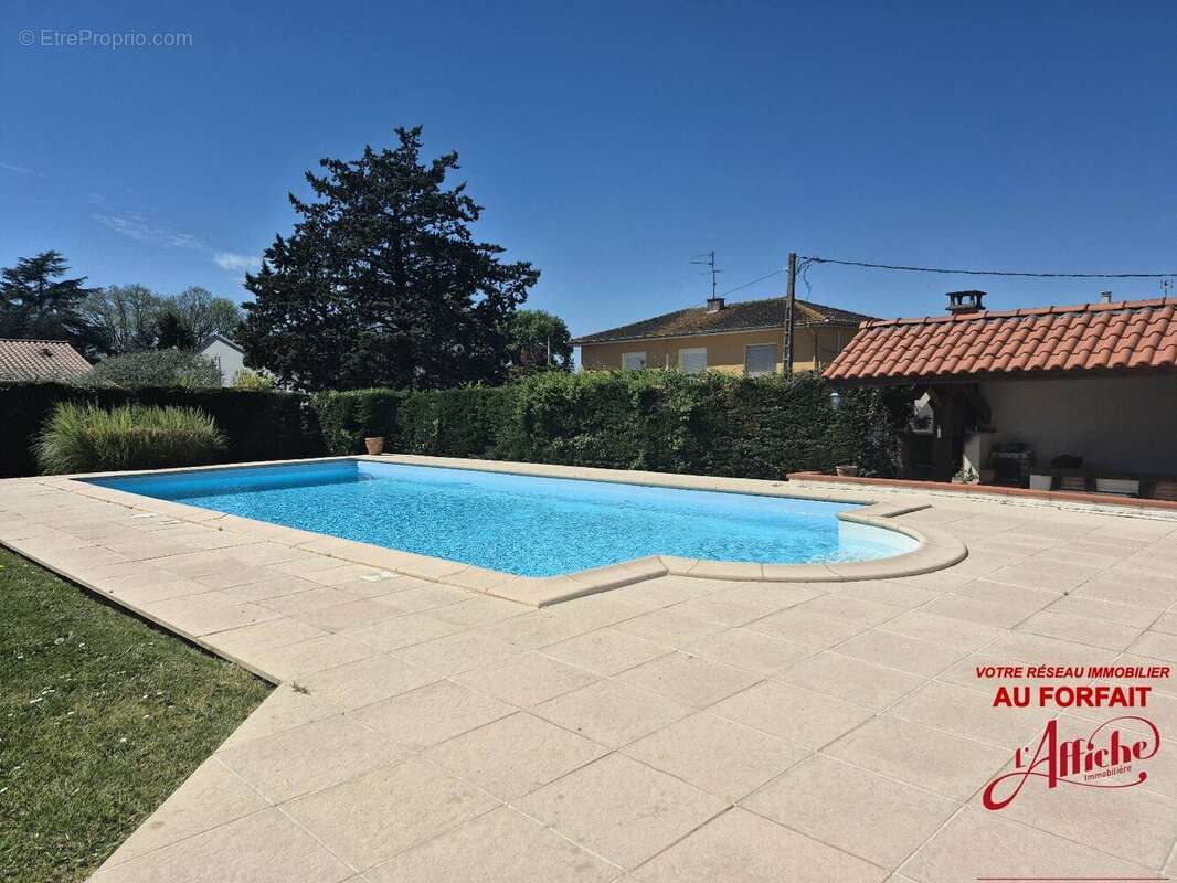 Maison à BRUGUIERES