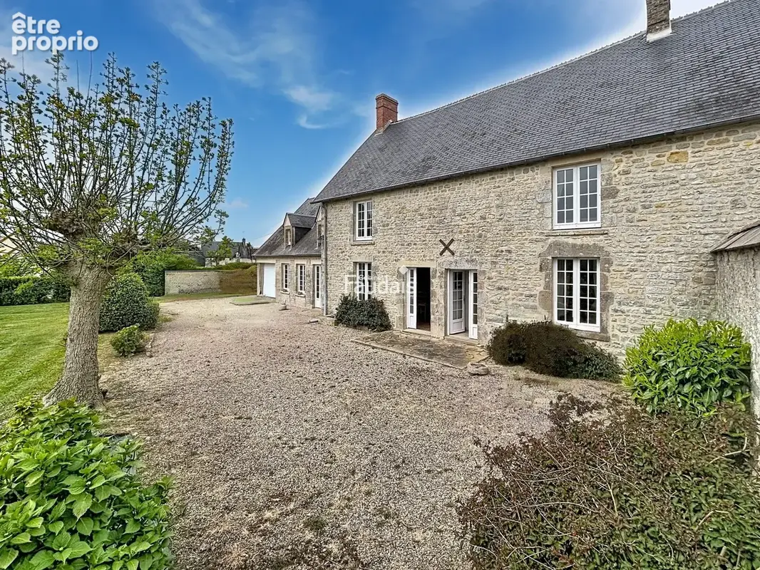 Maison 8 pièces 153 m² à vendre à Blosville (50480) - photo 4