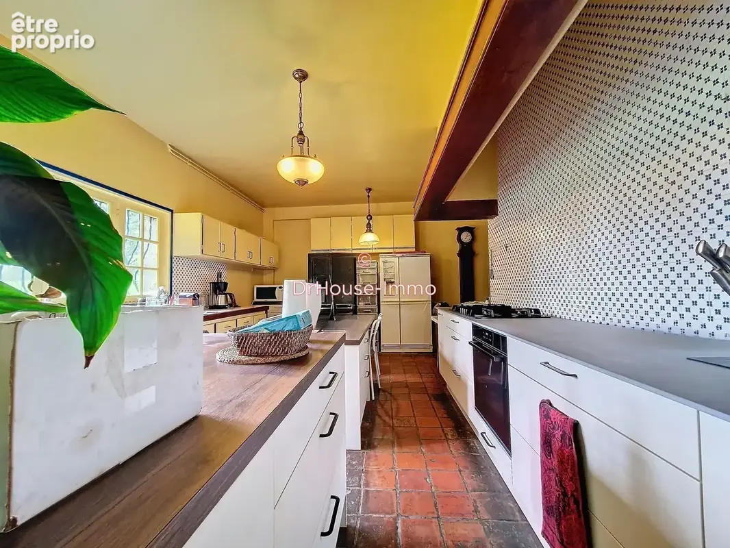 Maison 10 pièces 337 m² à vendre à Poigny-La-Foret (78125) - photo 9
