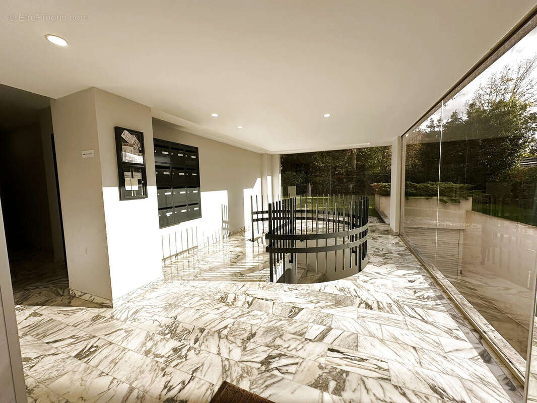 Appartement à SAINT-MAUR-DES-FOSSES