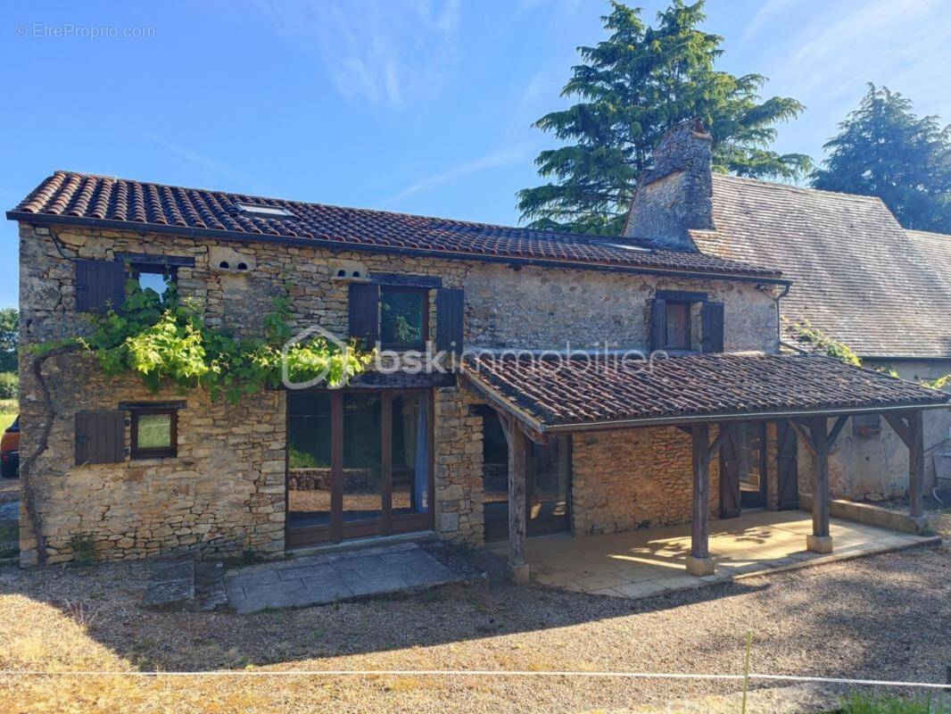 Maison à LE BUISSON-DE-CADOUIN