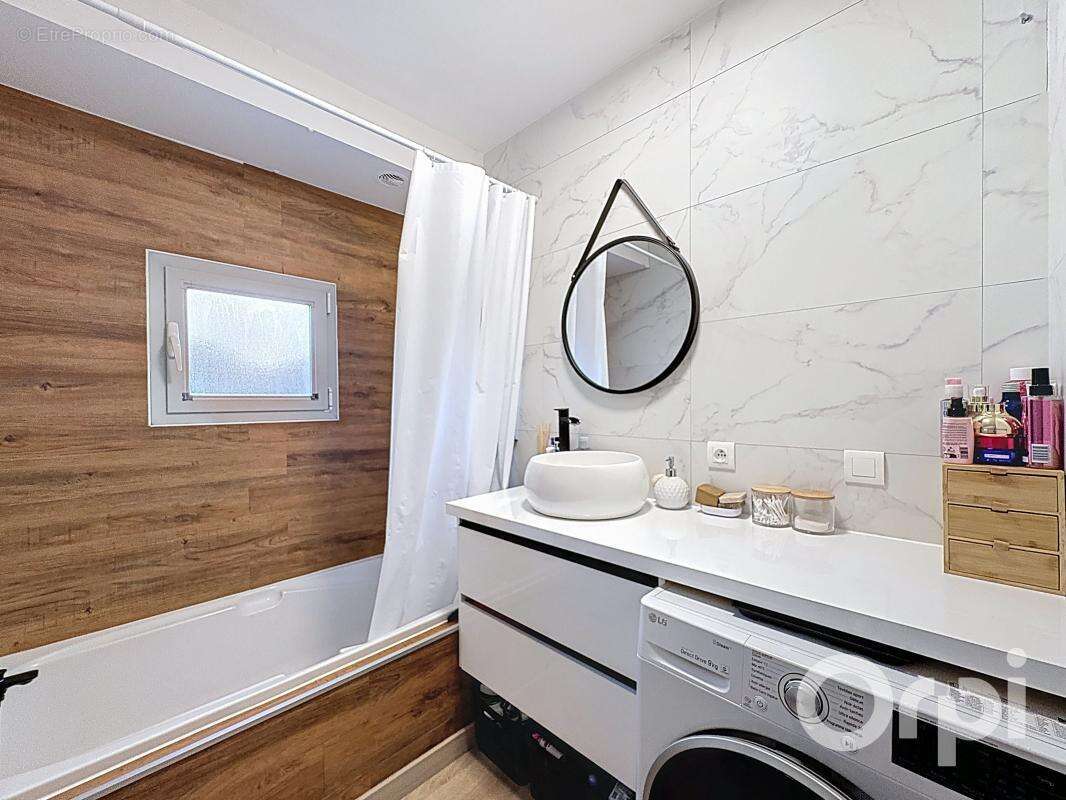 Appartement à REIGNIER