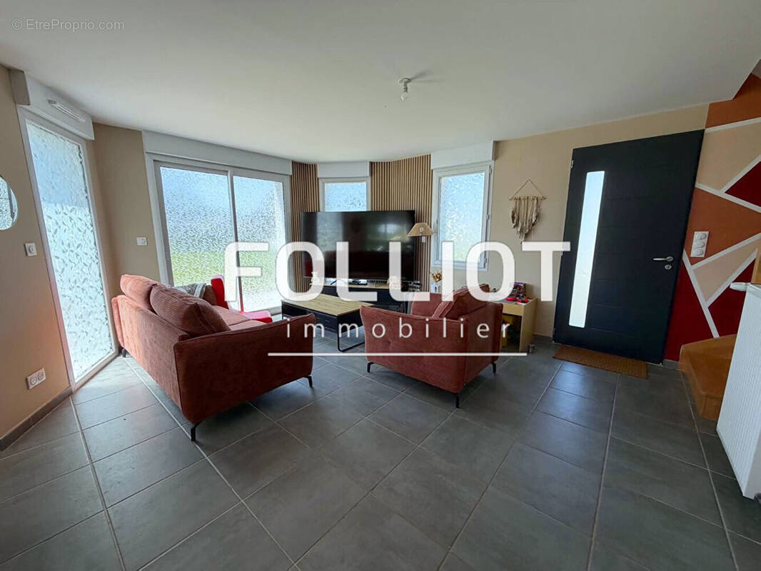 Maison 4 pièces 70 m² · à L'Etang-Bertrand · 70 m² · 271 500 €