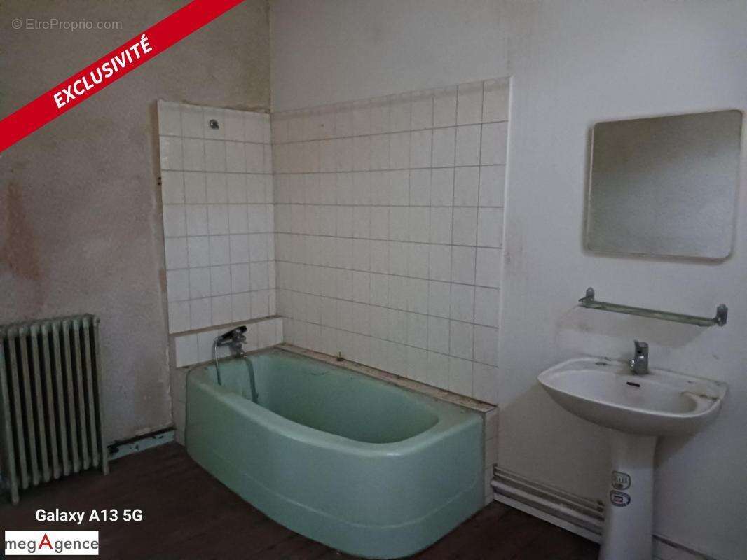 Maison à LONGNY-AU-PERCHE