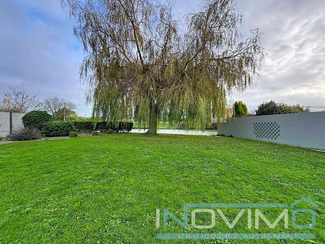 Maison à SAINT-FOLQUIN