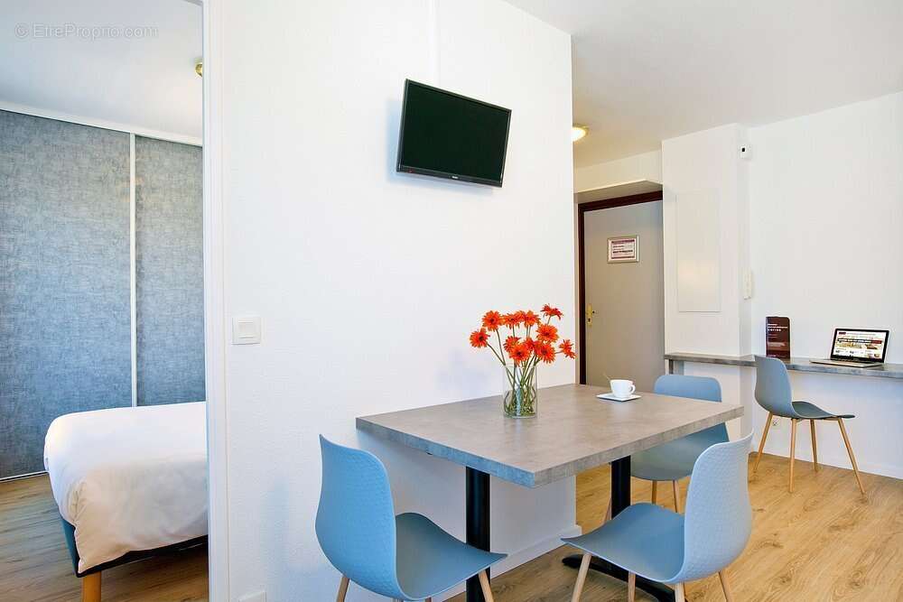 INVESTISSEMENT LOCATIF  Lannion  Résidence  Brit Hotel Confort Lannion Centre Gare  6,53 % de rentabilité - photo 6