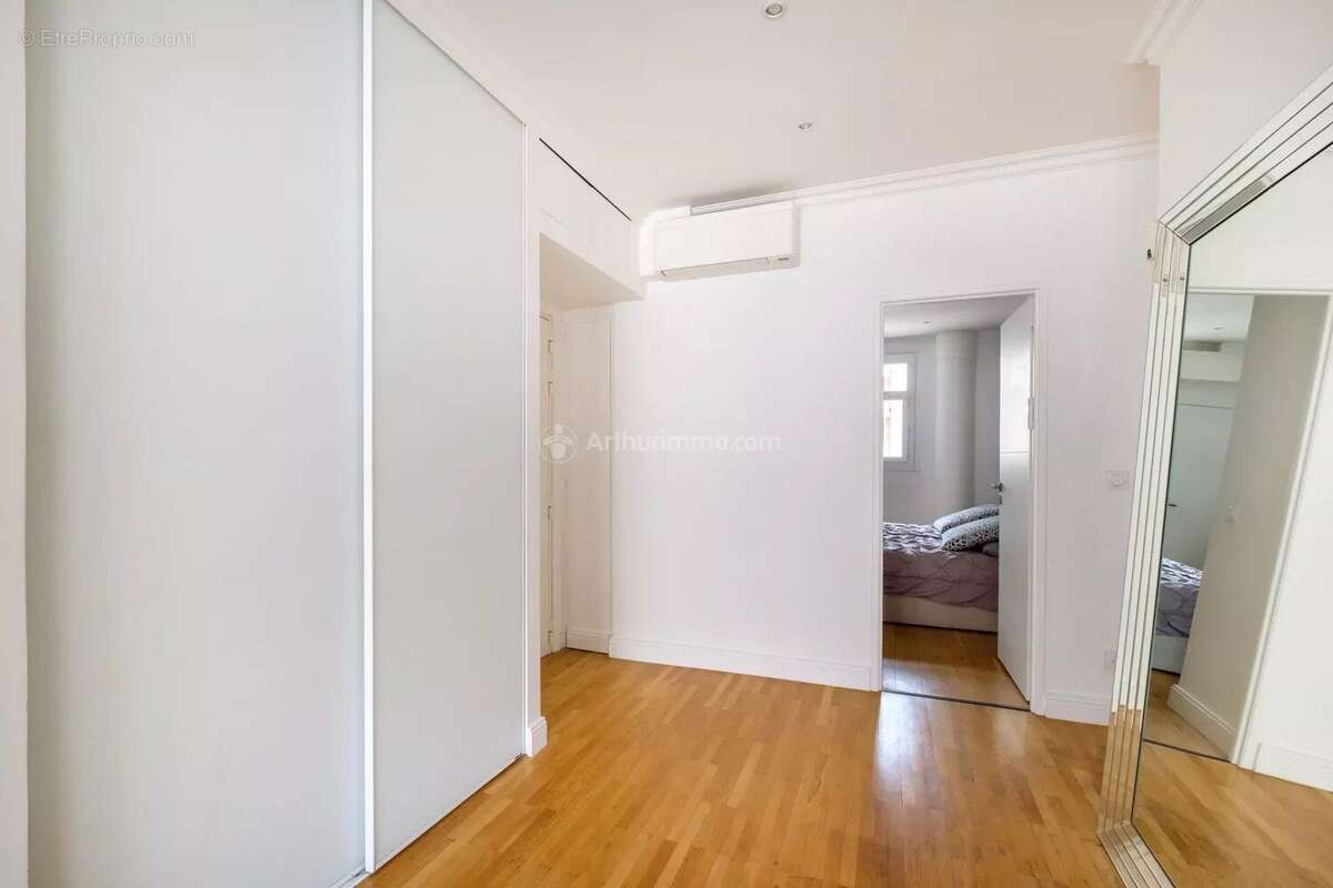 Appartement à LYON-6E