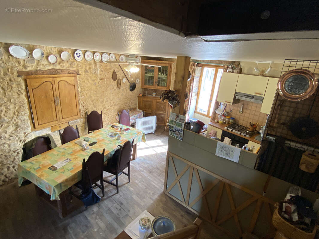 Maison de ville en pierre à 2 mn du centre du village médiéval de belvès - photo 2
