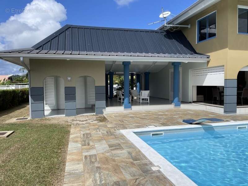 Maison à KOUROU