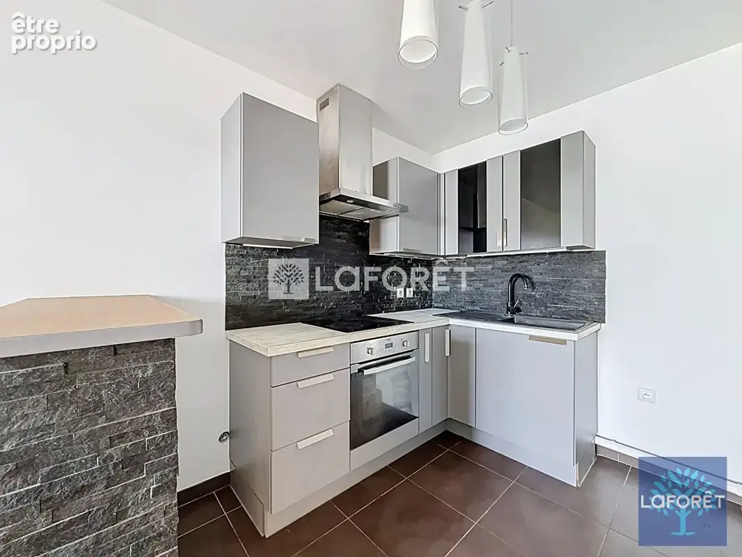 Appartement Vigneux Sur Seine 2 pièces + 3 places de parking - photo 8