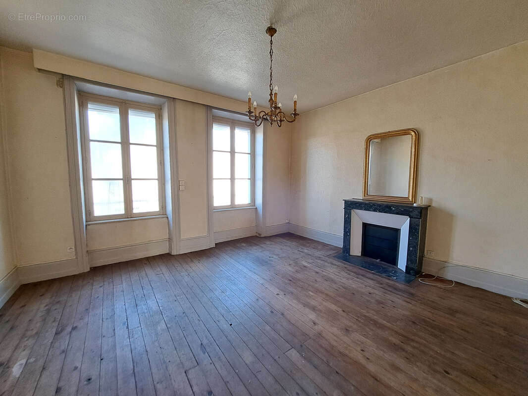 Maison à LA FERTE-MACE