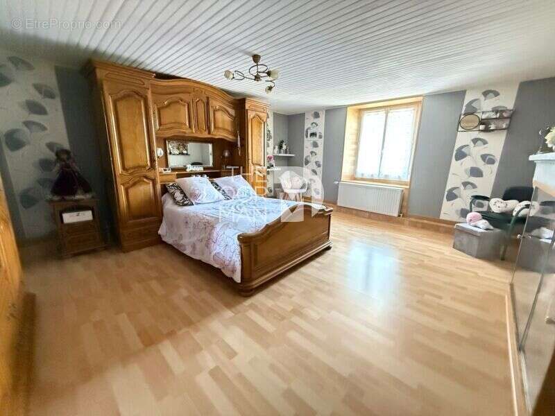Maison 52000 - photo 10