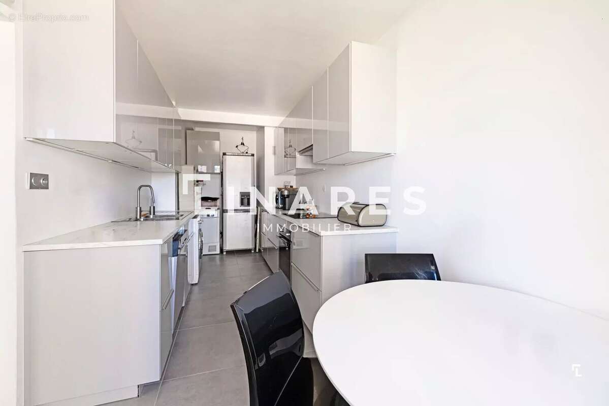 Appartement à MARSEILLE-9E