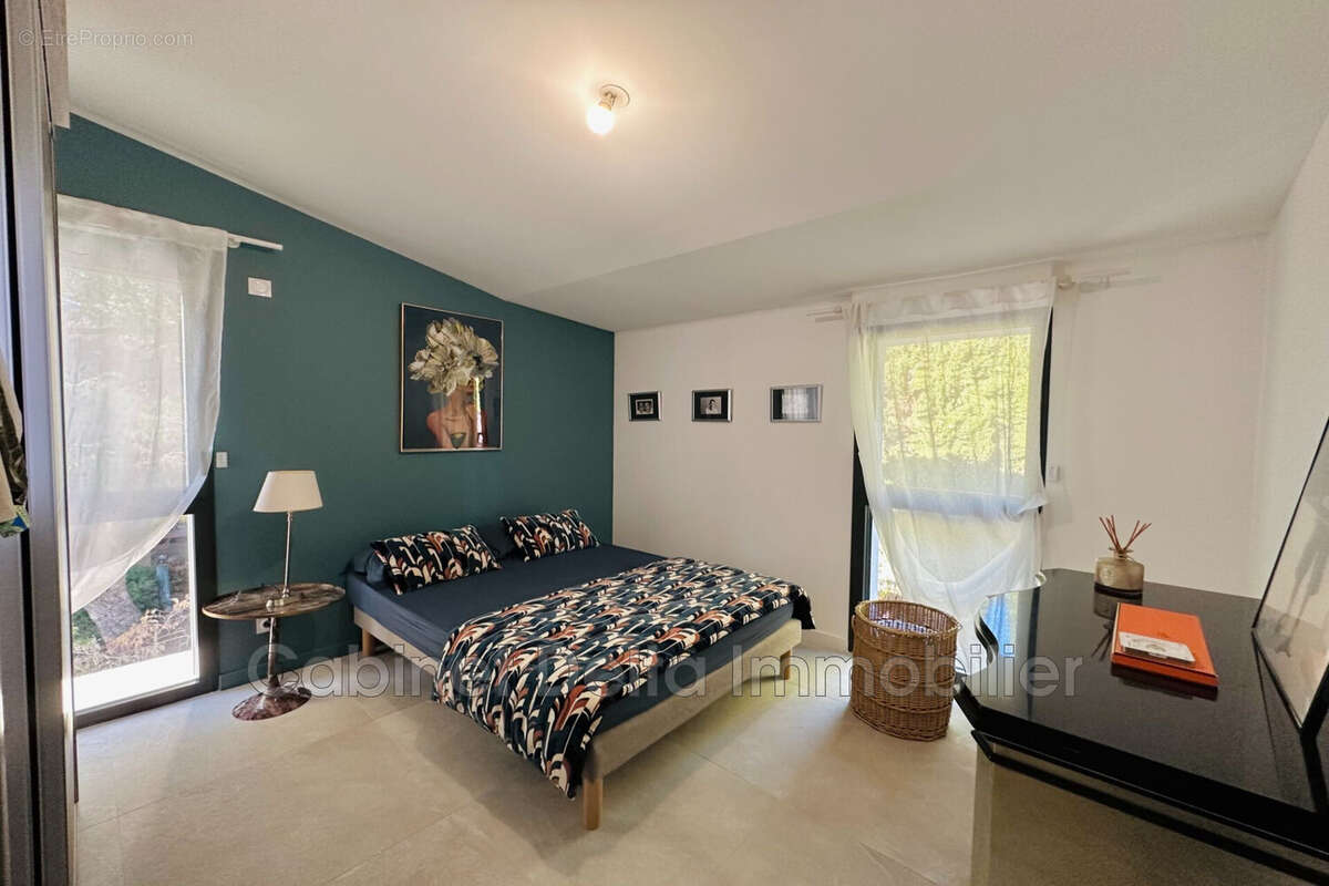 Appartement à SANARY-SUR-MER