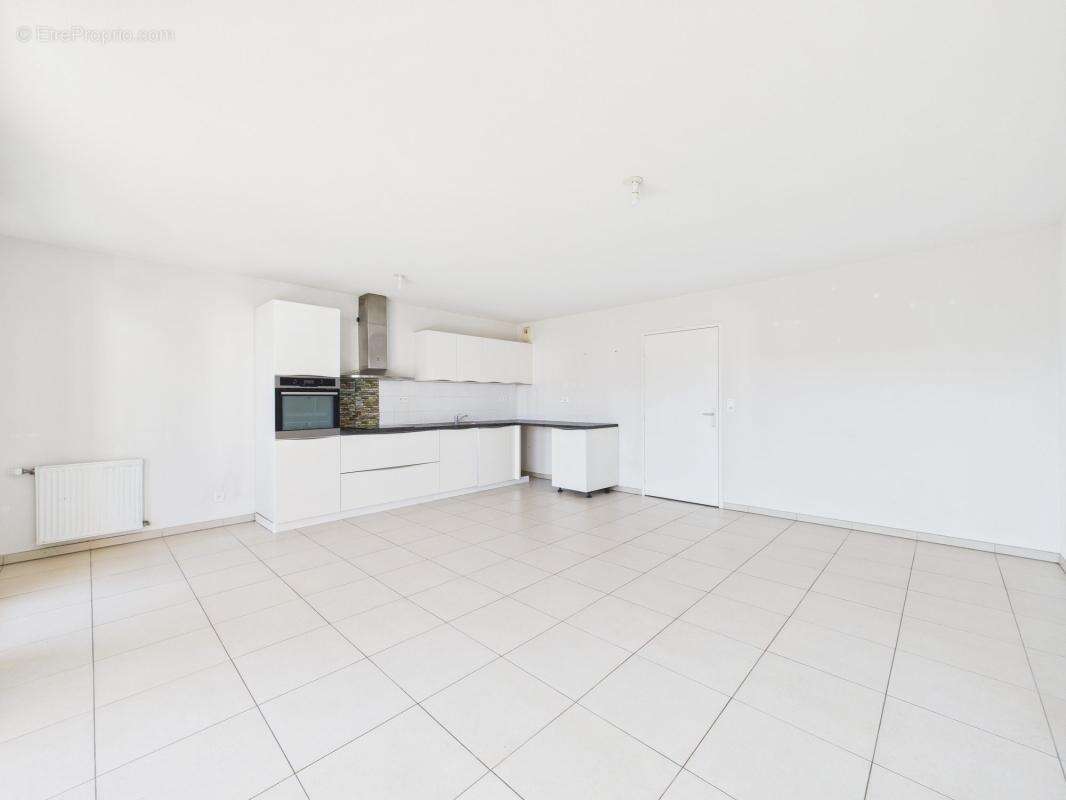 Appartement à SARROLA-CARCOPINO