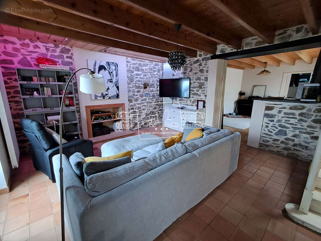 Maison à CHAMPTOCEAUX