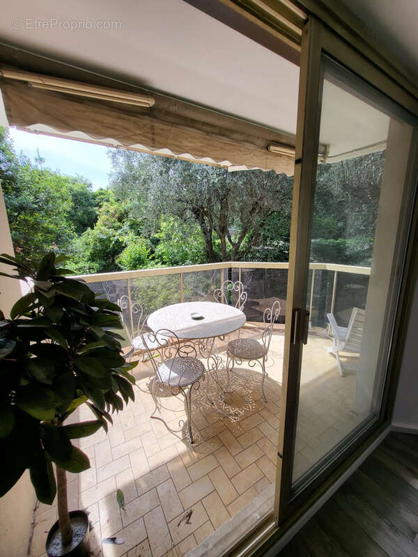 Appartement à LE CANNET