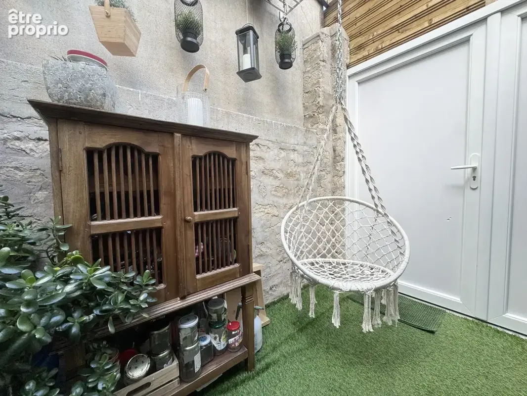 Jolie maison de ville avec 5 chambres, terrasse et stationnement privatif ! - photo 11