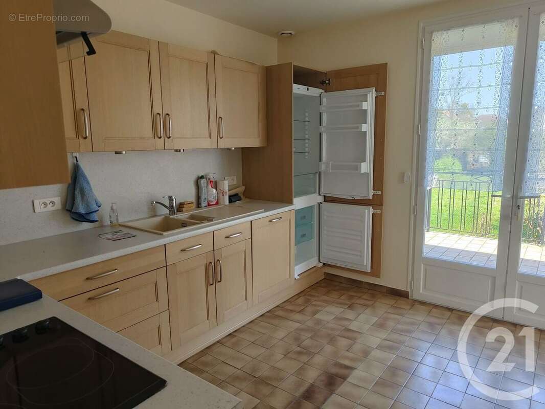 Maison à COSNE-COURS-SUR-LOIRE