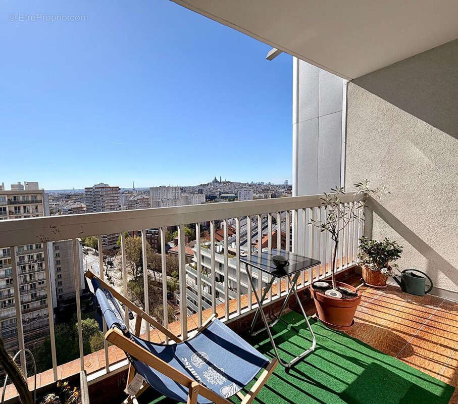 Appartement à PARIS-19E