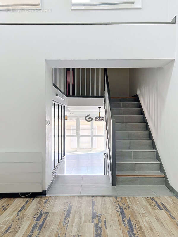 Appartement 140 m² à Reims  - photo 5