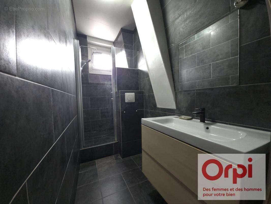 Appartement à ISSY-LES-MOULINEAUX