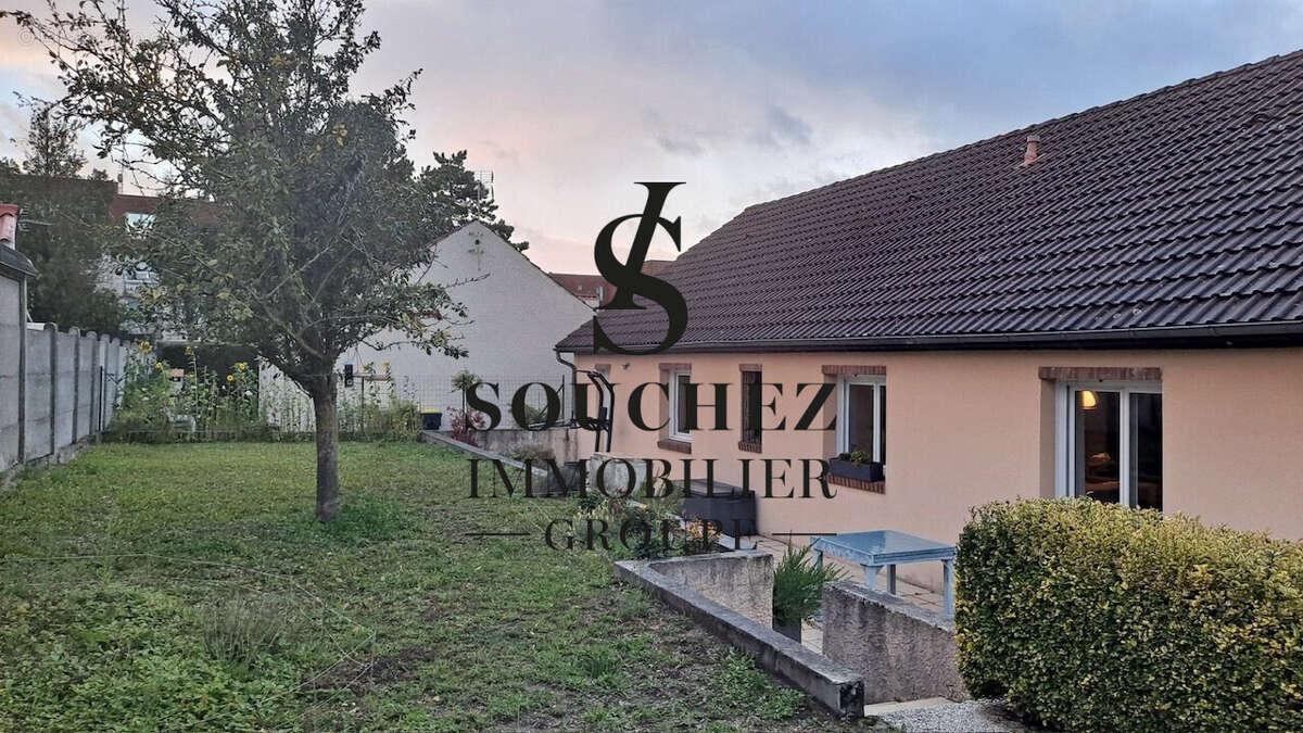 Photo du locataire - Maison à SAINS-EN-GOHELLE