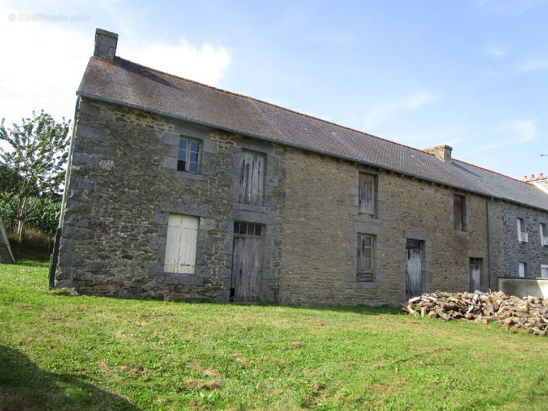 Maison à LANGOURLA