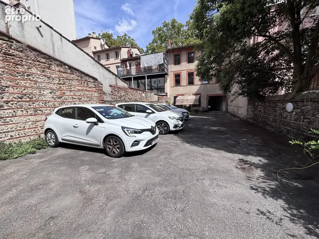 Parking 54 m² à Toulouse  - photo 6