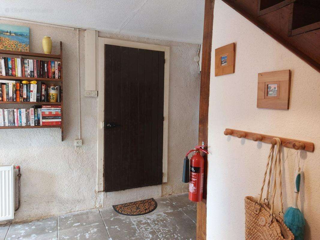 Maison 163 m² à Clugnat  - photo 2