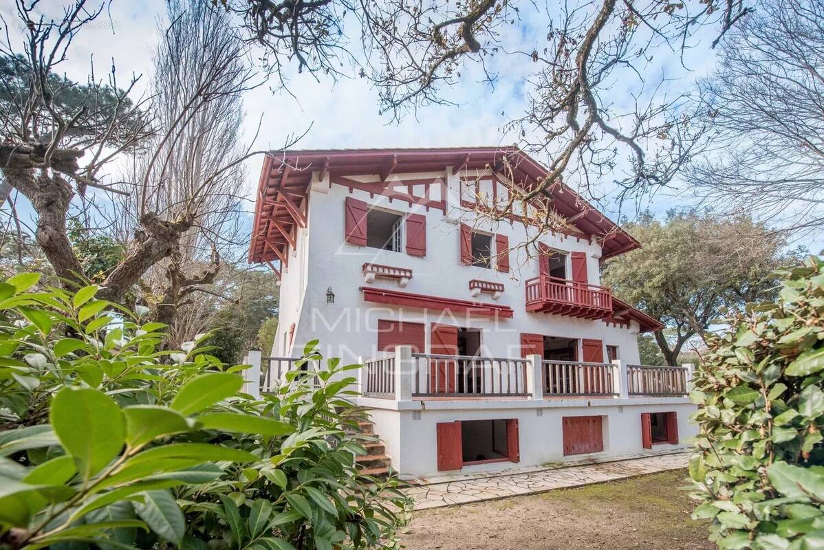 Maison à LE BOUSCAT