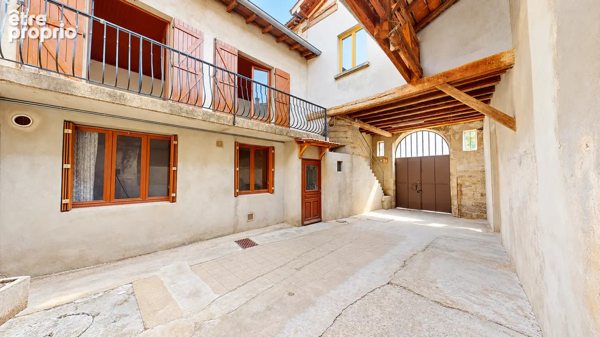 Maison Lucenay 7 pièces150 m² - photo 3