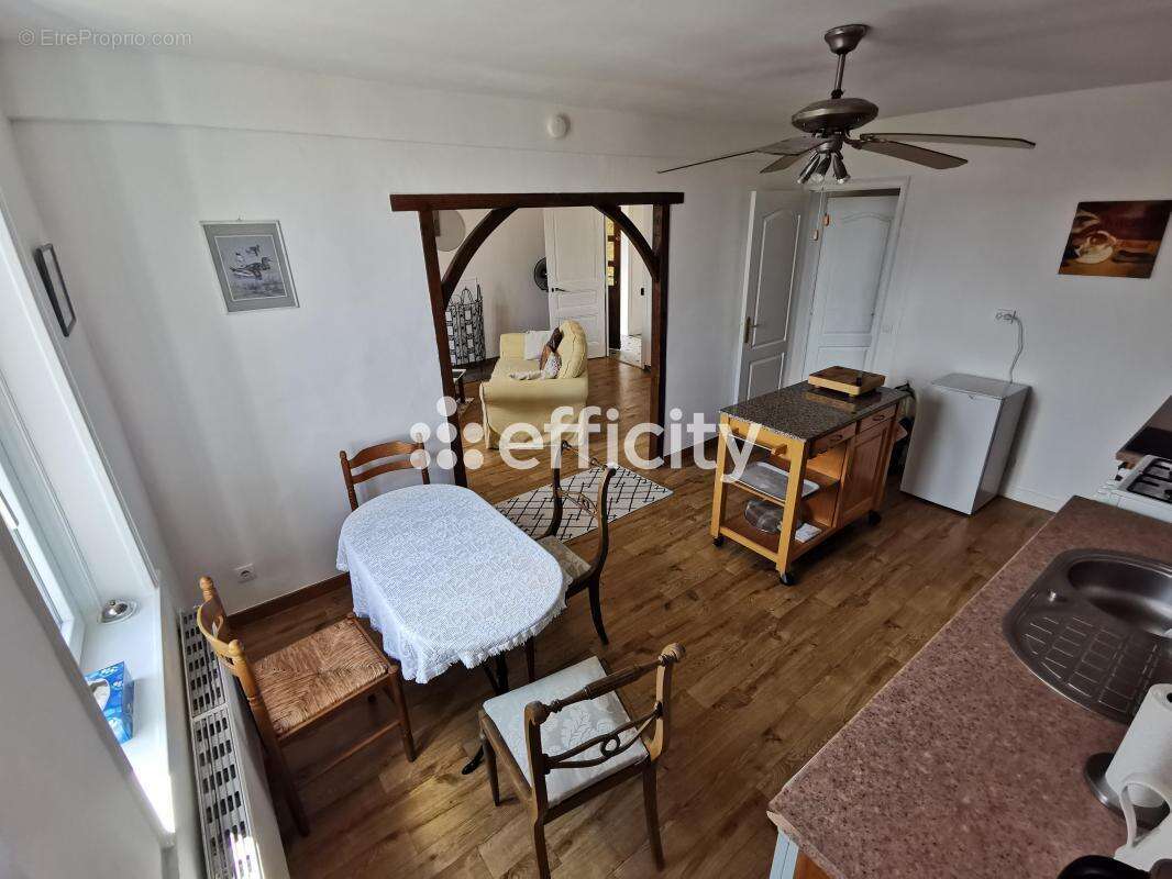 Maison 240 m² à Saint-Sever-Calvados  - photo 21